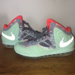 Nike Rajon Rondo Christmas Hyperposite PE